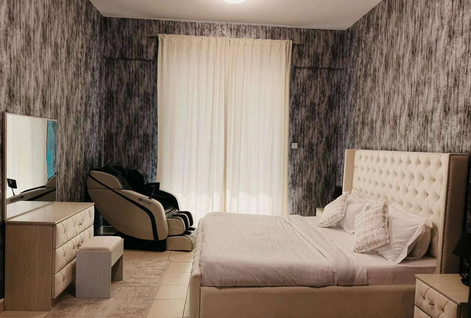 Ultra Luxurious 1 Bhk Apartment Marina Dubai 28Th Floor - Escan Tower