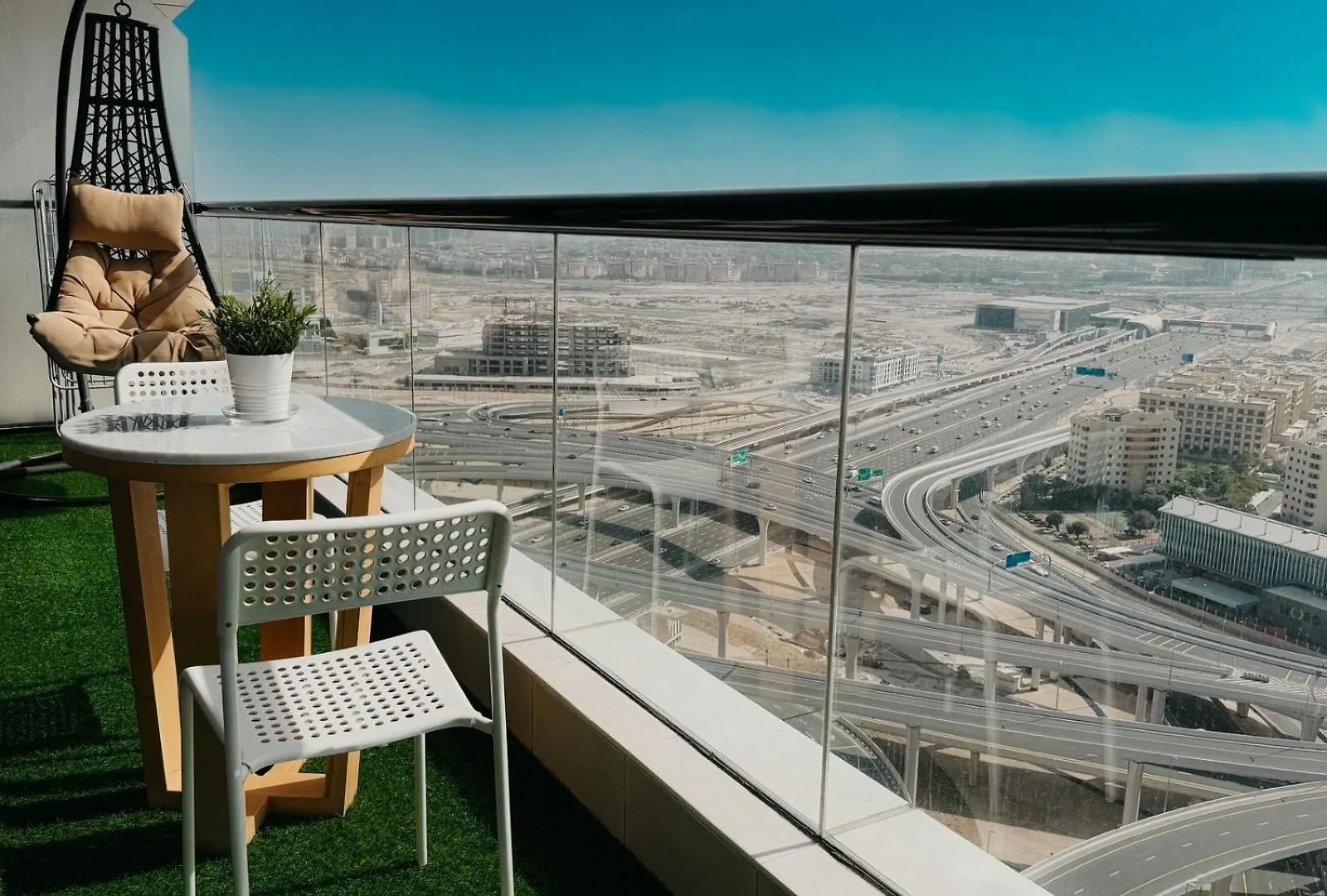 Ultra Luxurious 1 Bhk Apartment Marina Dubai 28Th Floor - Escan Tower