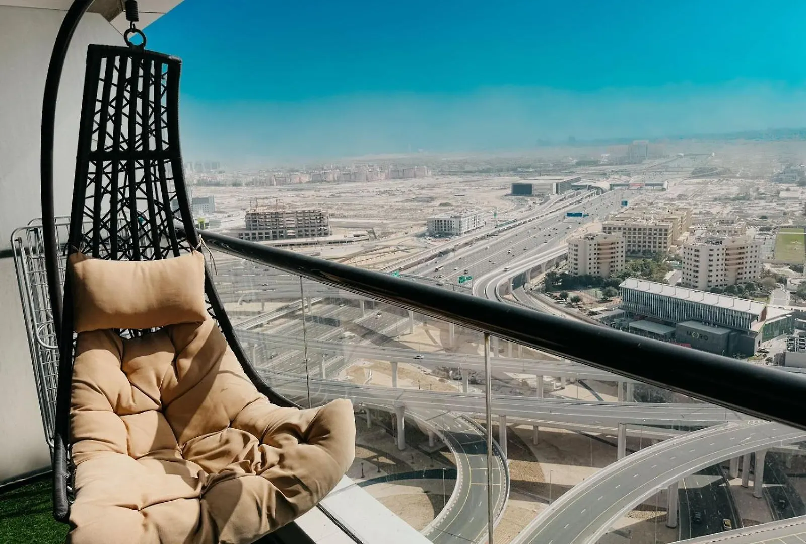 Ultra Luxurious 1 Bhk Apartment Marina Dubai 28Th Floor - Escan Tower United Arab Emirates