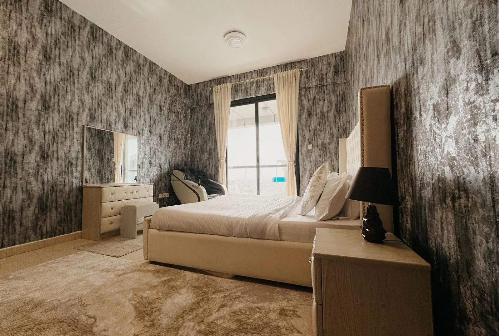 Ultra Luxurious 1 Bhk Apartment Marina Dubai 28Th Floor - Escan Tower